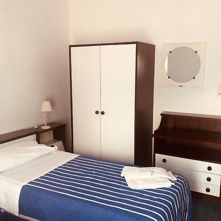 Hotel Mediterraneo Гуардиа Пиемонтезе Терме Екстериор снимка