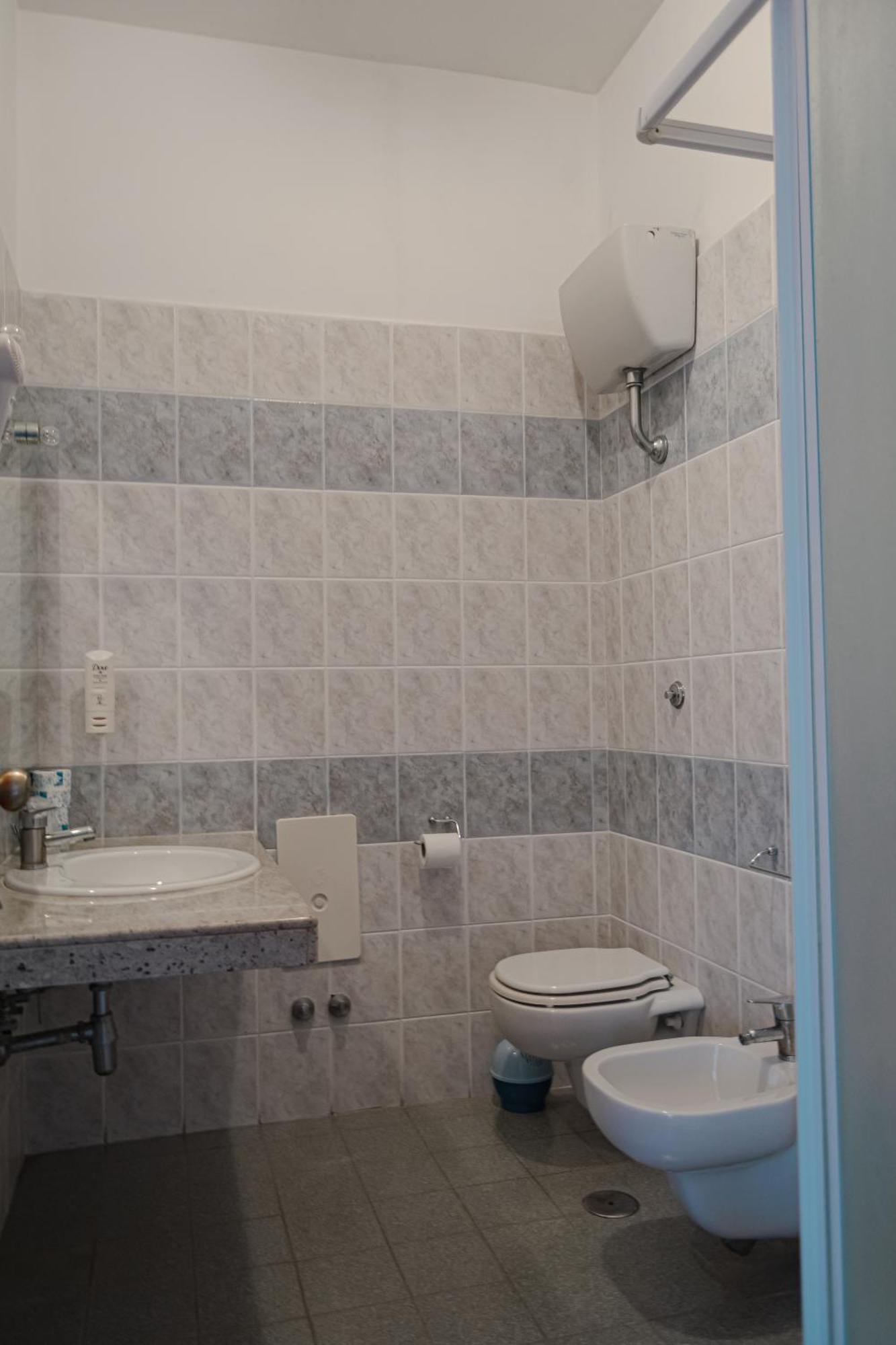 Hotel Mediterraneo Гуардиа Пиемонтезе Терме Екстериор снимка
